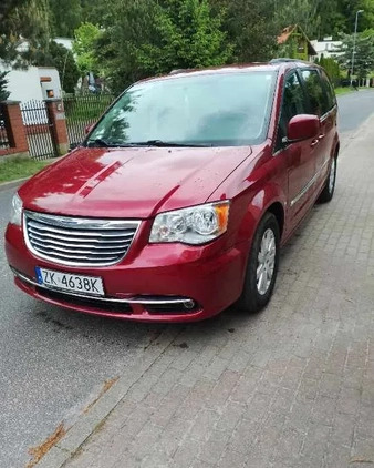 Chrysler Town &amp; Country cena 52500 przebieg: 158600, rok produkcji 2015 z Koszalin małe 154